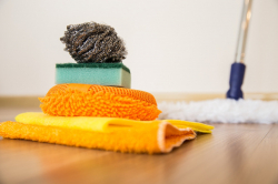 Dusters, Cloths, Sponges and Scourers